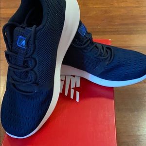 Brand NEW in box New Balance men’s running shoe